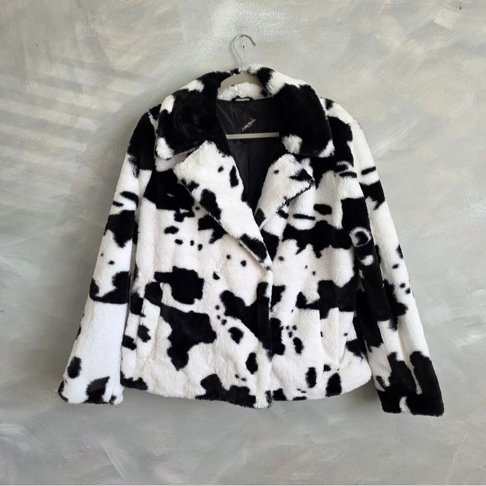 Collection B Juniors' Cow-Print Faux-Fur Jacket Black & White Sz XL
